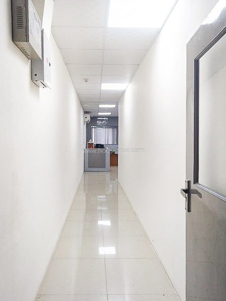 Office Space Lease in Connaught Place