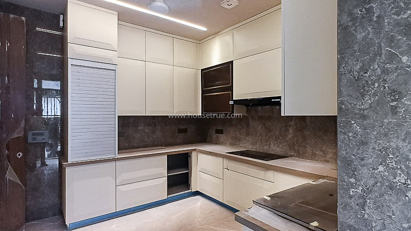 4 BHK Flat For Rent in Defence Colony