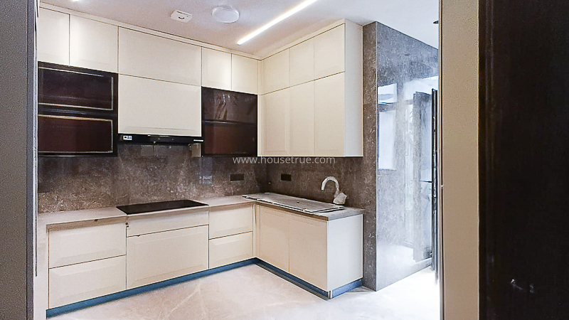4 BHK Flat For Rent in Defence Colony