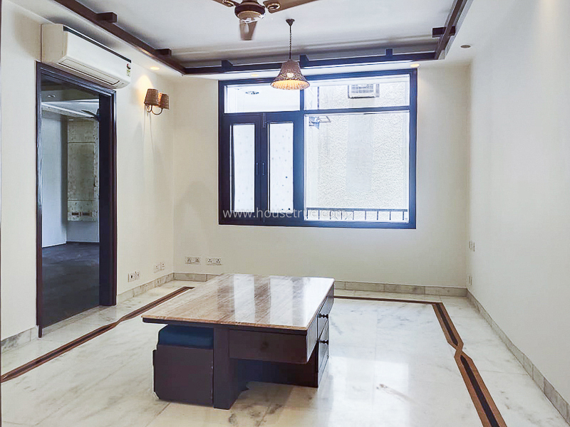 4 BHK Flat For Rent in Anand Niketan