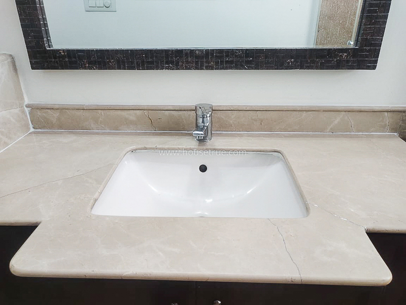 4 BHK Flat For Rent in Anand Niketan