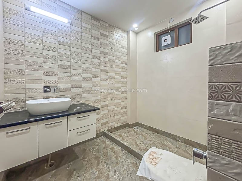 3 BHK Builder Floor For Rent in Safdarjung Enclave