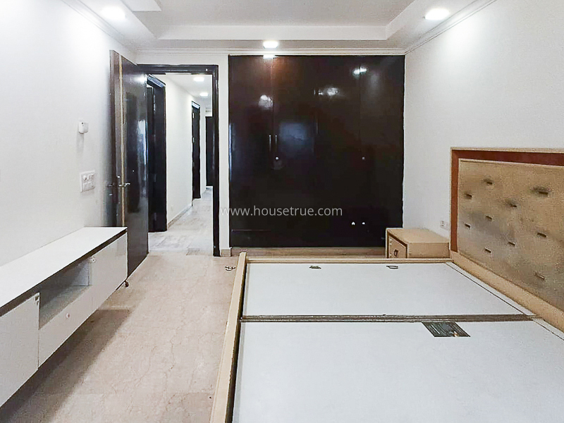 3 BHK Flat For Sale in Greater Kailash Part 1