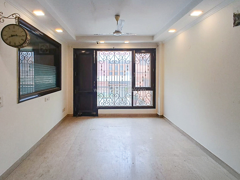 3 BHK Flat For Sale in Greater Kailash Part 1