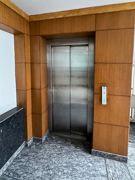 Office Space Lease in Okhla Industrial Area Phase 1