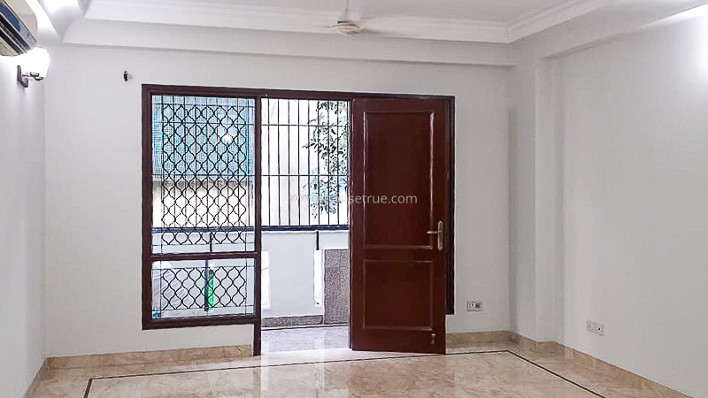 4 BHK Flat For Rent in Panchsheel Park
