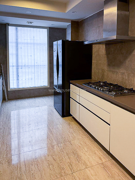 4 BHK Duplex For Rent in Defence Colony
