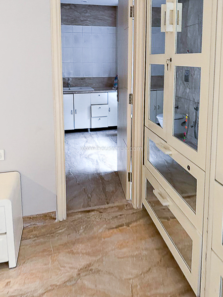 4 BHK Duplex For Rent in Defence Colony