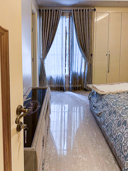 4 BHK Duplex For Rent in Defence Colony