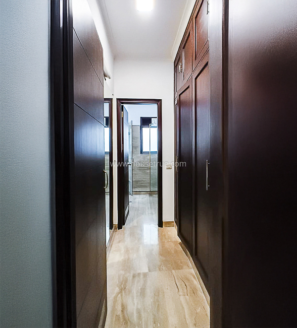 3 BHK Flat For Rent in Defence Colony