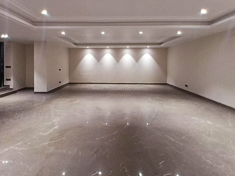 4 BHK Flat For Sale in Greater Kailash Part 2