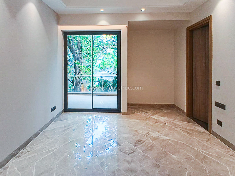 4 BHK Flat For Sale in Greater Kailash Part 2