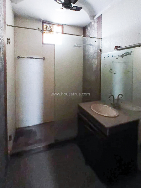 4 BHK Flat For Sale in Greater Kailash Part 2