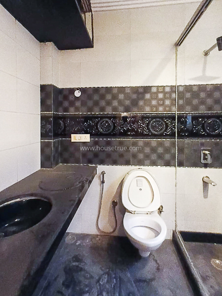 4 BHK Flat For Sale in Greater Kailash Part 2