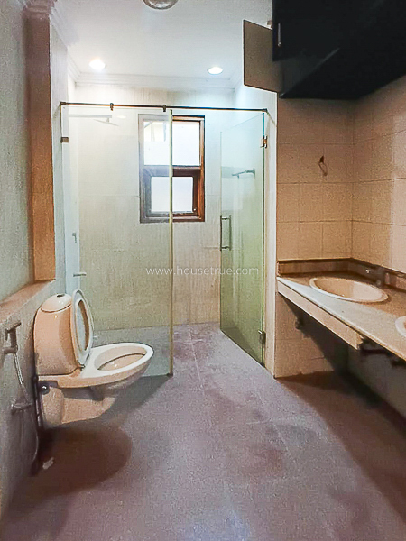 4 BHK Flat For Sale in Greater Kailash Part 2