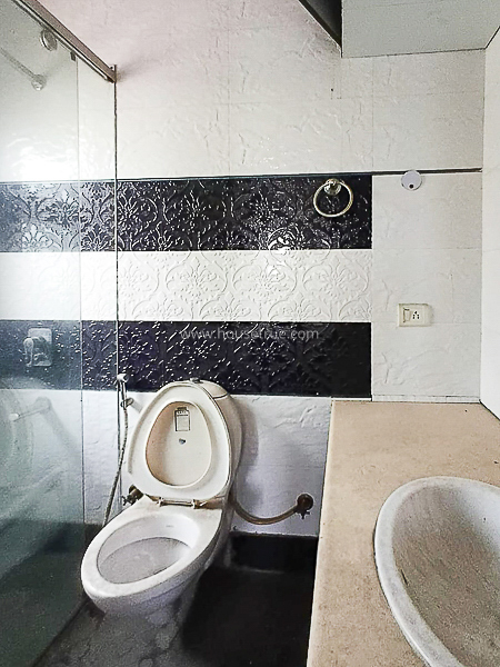 4 BHK Flat For Sale in Greater Kailash Part 2