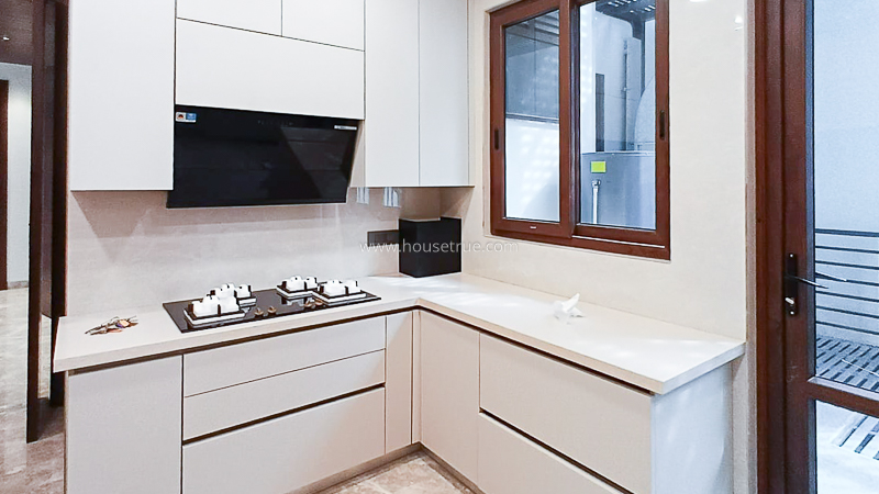 4 BHK Flat For Rent in Defence Colony