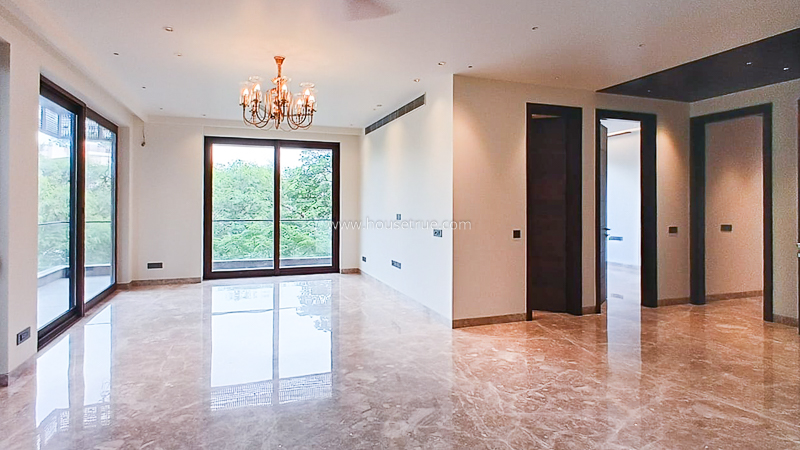 4 BHK Flat For Rent in Defence Colony