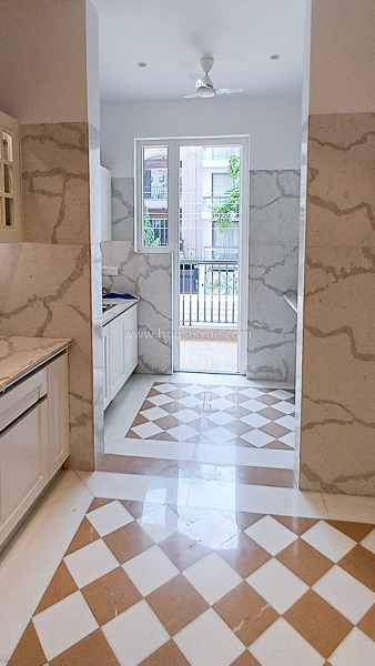 3 BHK Flat For Rent in Defence Colony