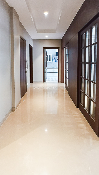 3 BHK Flat For Rent in Defence Colony