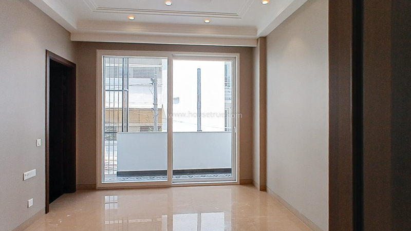 3 BHK Flat For Rent in Defence Colony