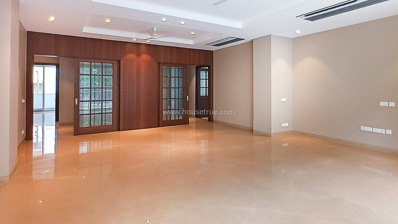 3 BHK Flat For Rent in Defence Colony
