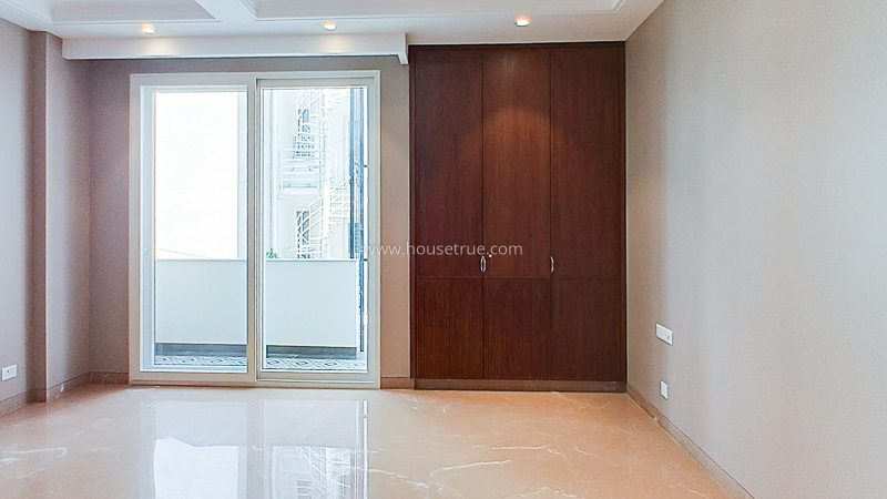 3 BHK Flat For Rent in Defence Colony