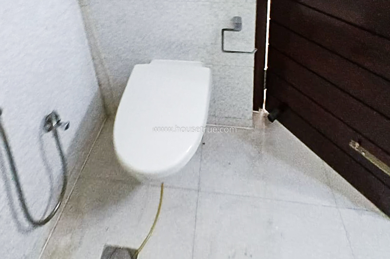 3 BHK Flat For Rent in Defence Colony