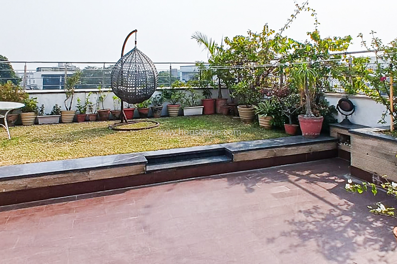 3 BHK Flat For Rent in Defence Colony