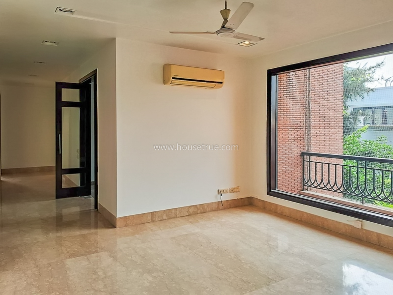 4 BHK Flat For Rent in Anand Lok