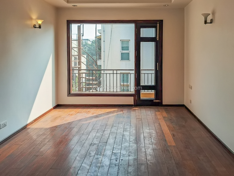 4 BHK Flat For Rent in Anand Lok