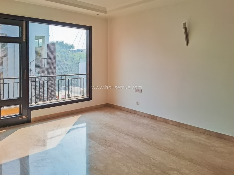 4 BHK Flat For Rent in Anand Lok