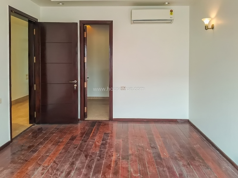 4 BHK Flat For Rent in Anand Lok
