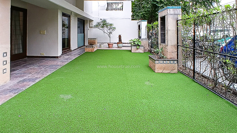 3 BHK Duplex For Rent in Defence Colony