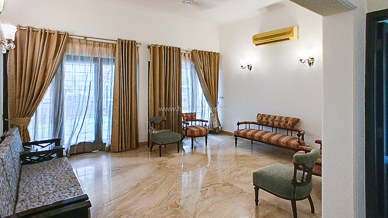 3 BHK Duplex For Rent in Defence Colony
