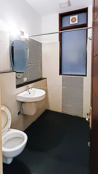 3 BHK Duplex For Rent in Defence Colony
