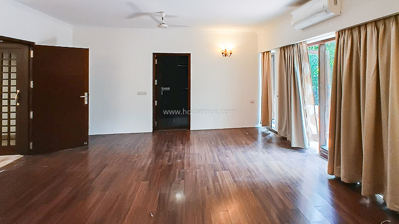 3 BHK Duplex For Rent in Defence Colony