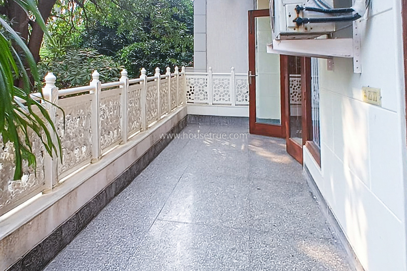 3 BHK Flat For Rent in Defence Colony