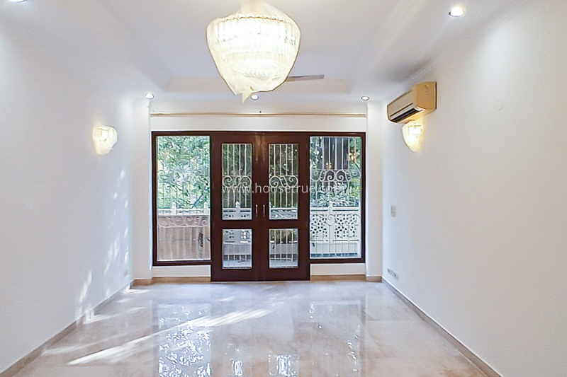 3 BHK Flat For Rent in Defence Colony
