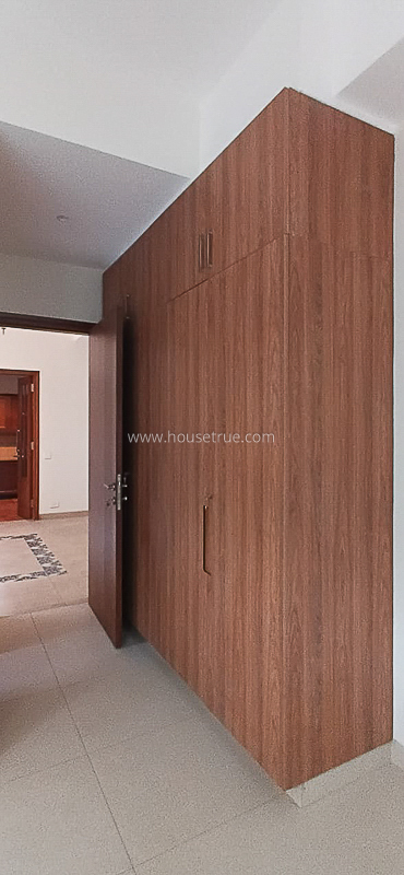 3 BHK Flat For Rent in Defence Colony