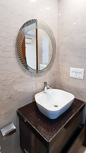 3 BHK Flat For Rent in Defence Colony