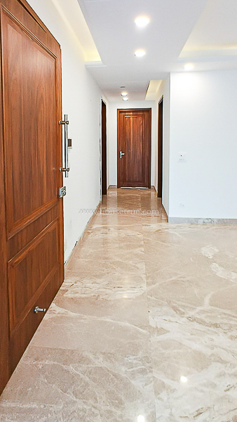 3 BHK Flat For Rent in Defence Colony