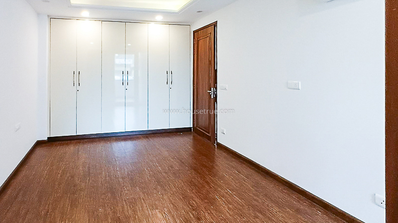 3 BHK Flat For Rent in Defence Colony