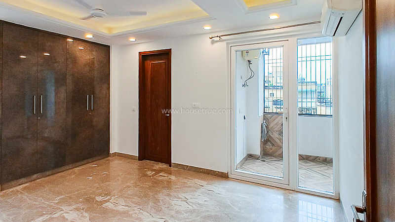 3 BHK Flat For Rent in Defence Colony
