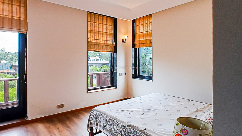 1 BHK Flat For Rent in Defence Colony