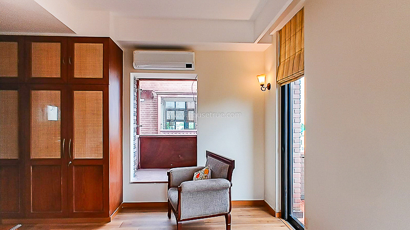 1 BHK Flat For Rent in Defence Colony
