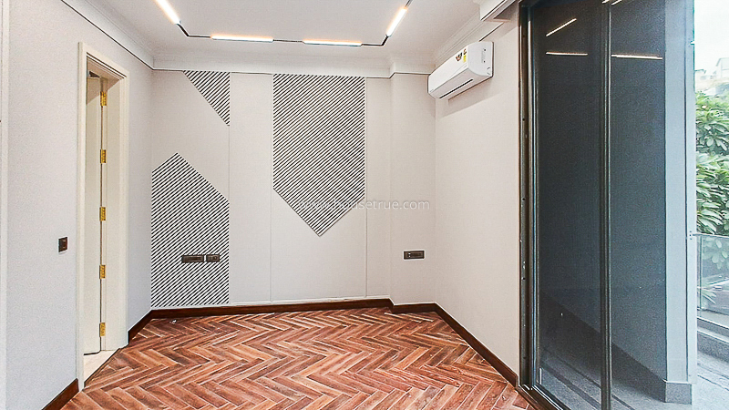 3 BHK Flat For Rent in Defence Colony