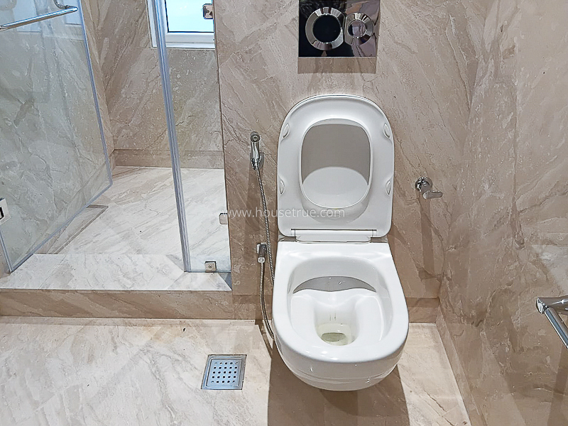 3 BHK Flat For Rent in Defence Colony