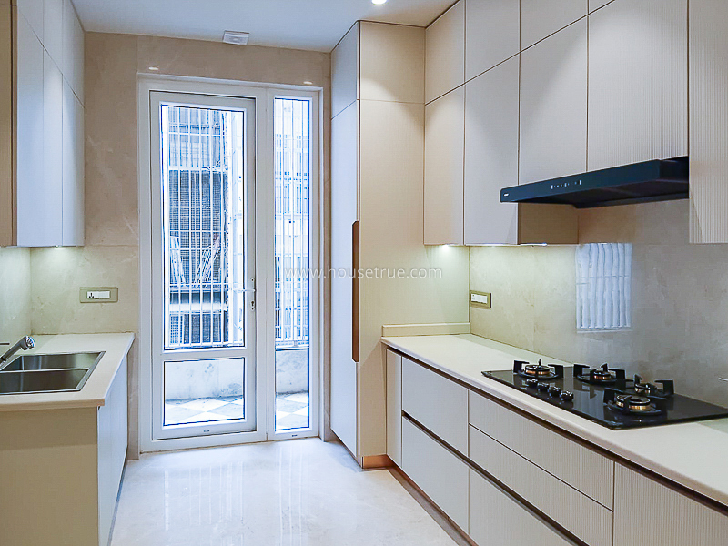 3 BHK Flat For Rent in Defence Colony