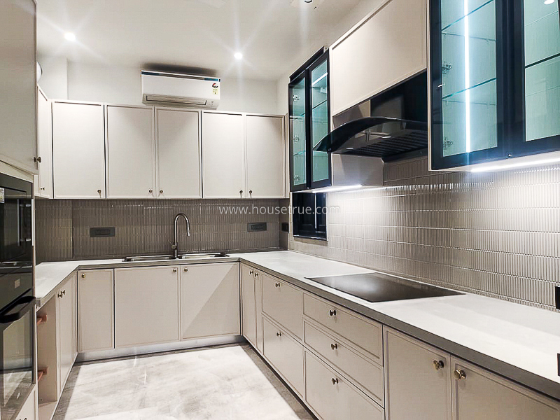 3 BHK Flat For Rent in Safdarjung Development Area